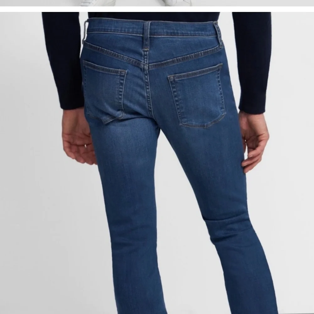 J brand | Tyler Dark Wash Mid Rise Comfortable Soft Stretch Slim Designer Jeans